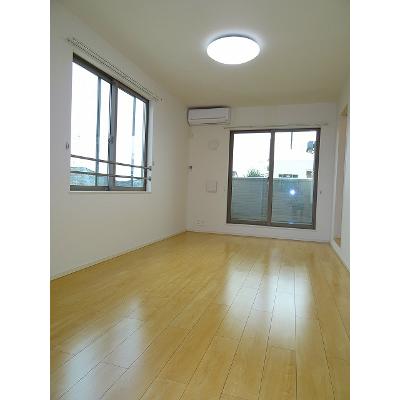 パークレジデンスⅠ 301【管理NO：1-021319201-03010】 ★家具家電は申し込み後に搬入します★ ★2026年10月下旬入居可能★の物件写真2