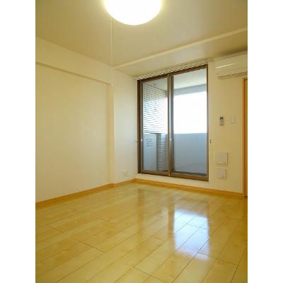 クレセール 402【管理NO：1-017835501-04020】 ★家具家電は申し込み後に搬入します★ ★2026年10月中旬入居可能★の物件写真2