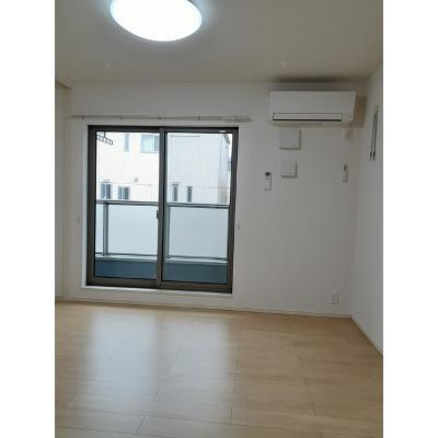 アムール 204【管理NO：1-023478701-02040】 ★家具家電は申し込み後に搬入します★ ★2026年10月上旬入居可能★の物件写真2