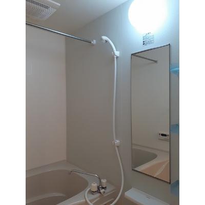 ウィステリア 101【管理NO：1-016259701-01010】 ★家具家電は申し込み後に搬入します★ ★2026年10月下旬入居可能★の物件写真4