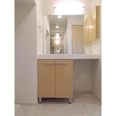 トーゴＹ 101【管理NO：1-020258001-01010】 ★家具家電は申し込み後に搬入します★の物件写真6