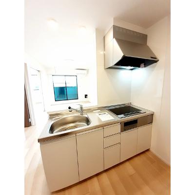 リュミエール 205【管理NO：1-026827001-02040】 ★家具家電は申し込み後に搬入します★ ★2026年10月中旬入居可能★の物件写真3