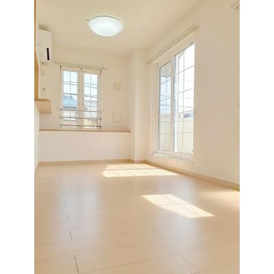 アイムス青山 203【管理NO：1-016372901-02030】 ★家具家電は申し込み後に搬入します★ ★2026年10月下旬入居可能★の物件写真2