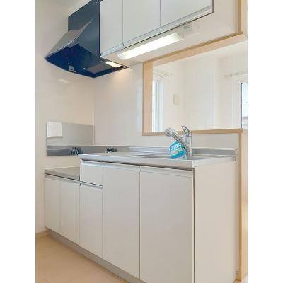 アイムス青山 203【管理NO：1-016372901-02030】 ★家具家電は申し込み後に搬入します★ ★2026年10月下旬入居可能★の物件写真3