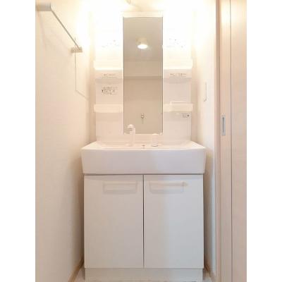 アイムス青山 203【管理NO：1-016372901-02030】 ★家具家電は申し込み後に搬入します★ ★2026年10月下旬入居可能★の物件写真6