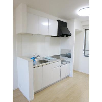 スフレ 303【管理NO：1-022108201-03030】 ★家具家電は申し込み後に搬入します★ ★2026年10月中旬入居可能★の物件写真3