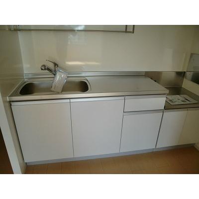 サンモールＢ 205【管理NO：1-015681702-02040】 ★家具家電は申し込み後に搬入します★ ★2026年10月下旬入居可能★の物件写真3