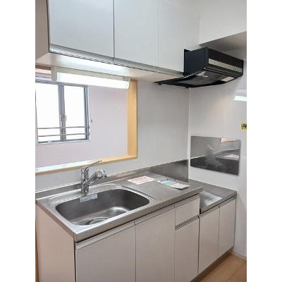 サン　スーシ 301【管理NO：1-017153701-03010】 ★家具家電は申し込み後に搬入します★ ★2026年11月上旬入居可能★の物件写真3