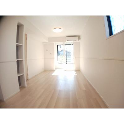 フルーメン・エ・サリセス 101【管理NO：1-027686001-01010】 ★家具家電は申し込み後に搬入します★ ★2026年11月上旬入居可能★の物件写真2