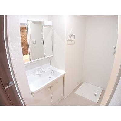 ルリアン 105【管理NO：1-027912601-01040】 ★家具家電は申し込み後に搬入します★ ★2026年11月上旬入居可能★の物件写真6