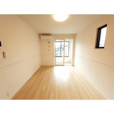 ラ・カーサ　ドルチェ　Ⅱ 101【管理NO：1-026557902-01010】 ★家具家電は申し込み後に搬入します★ ★2026年11月上旬入居可能★の物件写真2