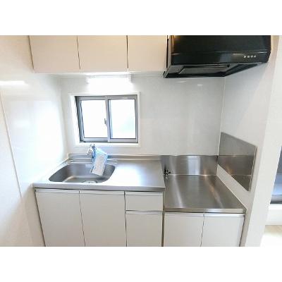 オークモントＡ 201【管理NO：1-023556601-02010】 ★家具家電は申し込み後に搬入します★ ★2026年11月上旬入居可能★の物件写真3