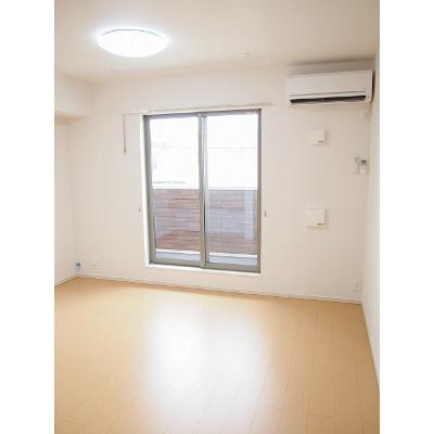 ラ　ヴィータ 202【管理NO：1-021230301-02020】 ★家具家電は申し込み後に搬入します★の物件写真2