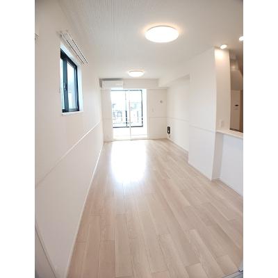 ルフェル雨池Ⅱ 103【管理NO：1-028730802-01030】 ★家具家電は申し込み後に搬入します★の物件写真2