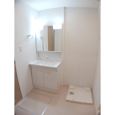 ルフェル雨池Ⅱ 103【管理NO：1-028730802-01030】 ★家具家電は申し込み後に搬入します★の物件写真6