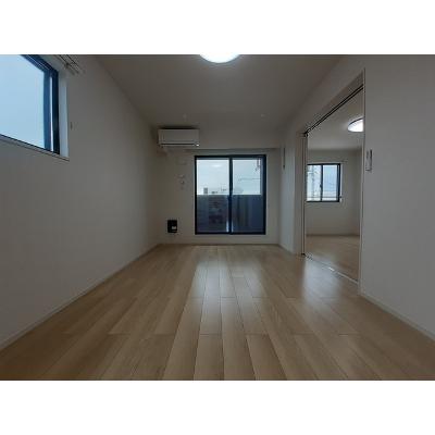 カーサ和泉　Ａ 202【管理NO：1-026516501-02020】 ★家具家電は申し込み後に搬入します★ ★2026年10月中旬入居可能★の物件写真2