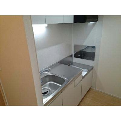 ハイビスカス 202【管理NO：1-022117201-02020】 ★家具家電は申し込み後に搬入します★ ★2026年11月上旬入居可能★の物件写真3