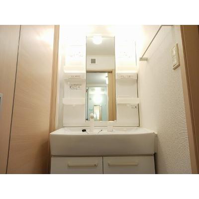 プリメロⅡ 102【管理NO：1-015382702-01020】 ★家具家電は申し込み後に搬入します★ ★2026年11月上旬入居可能★の物件写真6