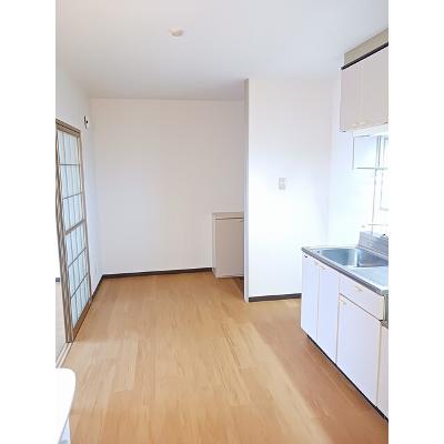 ベルメゾンアベニール 203【管理NO：1-005349701-02030】 ★家具家電は申し込み後に搬入します★ ★2026年11月下旬入居可能★の物件写真2