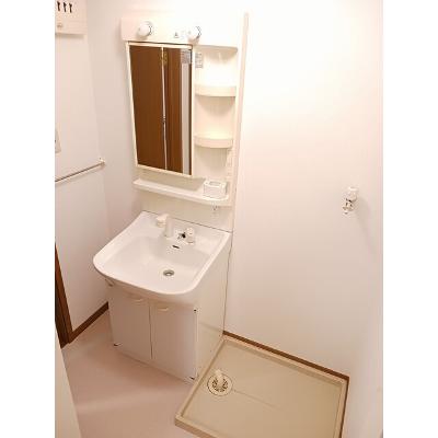 コモドカーサ・アヤⅠ 102【管理NO：1-011296101-01020】 ★家具家電は申し込み後に搬入します★ ★2026年11月上旬入居可能★の物件写真6