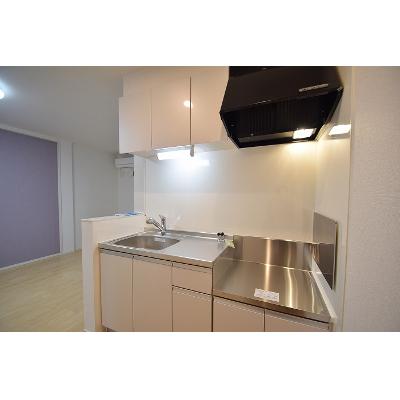 ルナファータⅡ 201【管理NO：1-022245502-02010】 ★家具家電は申し込み後に搬入します★ ★2026年10月上旬入居可能★の物件写真3