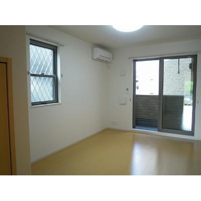 プレウス 101【管理NO：1-018624001-01010】 ★家具家電は申し込み後に搬入します★ ★2026年10月中旬入居可能★の物件写真2