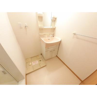 ジュネス里中 201【管理NO：1-013502701-02010】 ★家具家電は申し込み後に搬入します★ ★2026年11月上旬入居可能★の物件写真6