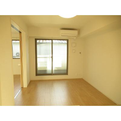 レジーナⅡ 205【管理NO：1-025226101-02040】 ★家具家電は申し込み後に搬入します★ ★2026年10月上旬入居可能★の物件写真2