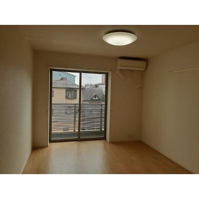グラシオッソⅡ 303【管理NO：1-022199902-03030】 ★家具家電は申し込み後に搬入します★ ★2026年11月中旬入居可能★の物件写真2