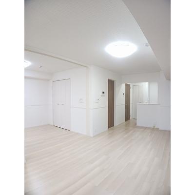 ウォーム八尾木 103【管理NO：1-027646501-01030】 ★家具家電は申し込み後に搬入します★ ★2026年11月中旬入居可能★の物件写真2