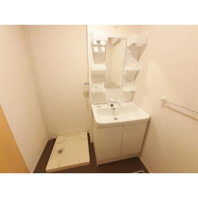 アダジオ 301【管理NO：1-023273402-03010】 ★家具家電は申し込み後に搬入します★ ★2026年10月中旬入居可能★の物件写真6