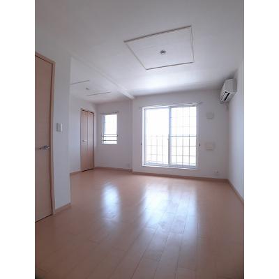 カーサ・ソレイユ　Ａ 203【管理NO：1-016700801-02030】 ★家具家電は申し込み後に搬入します★の物件写真2