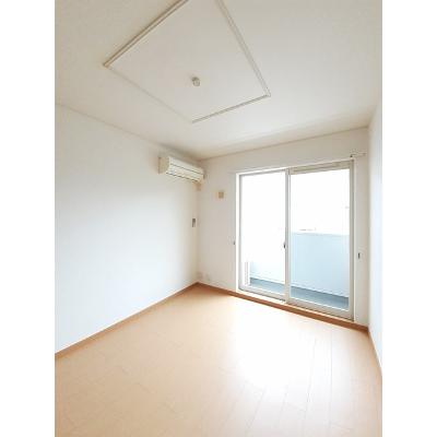 メゾン　ド　アイム 102【管理NO：1-014989402-01020】 ★家具家電は申し込み後に搬入します★ ★2026年11月中旬入居可能★の物件写真2