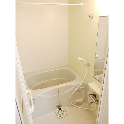 エストレージャ 206【管理NO：1-022463801-02050】 ★家具家電は申し込み後に搬入します★の物件写真4