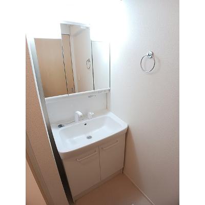 apartment 香川県三豊市高瀬町上高瀬８８番地２ 

↓地図はこちらから