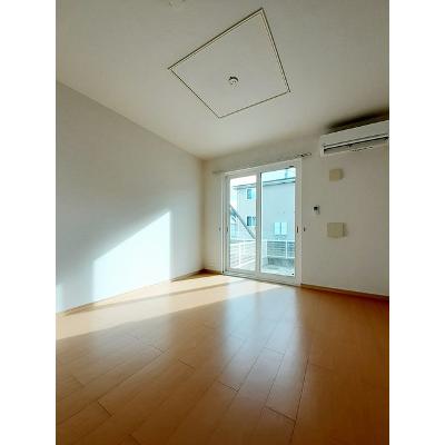apartment 〒108-0075　東京都港区港南２丁目16-1
