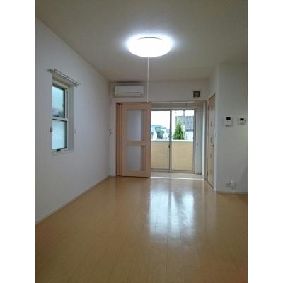 ティアモ・ローザ 103【管理NO：1-017539101-01030】 ★家具家電は申し込み後に搬入します★ ★2026年11月中旬入居可能★の物件写真2