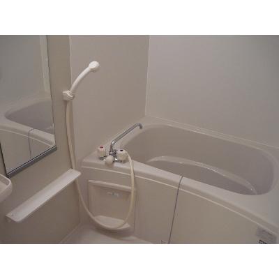 シャルル道後 101【管理NO：1-013158801-01010】 ★家具家電は申し込み後に搬入します★ ★2026年10月上旬入居可能★の物件写真4