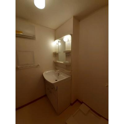 コンフォート　Ａ 203【管理NO：1-014687701-02030】 ★家具家電は申し込み後に搬入します★ ★2026年10月下旬入居可能★の物件写真6