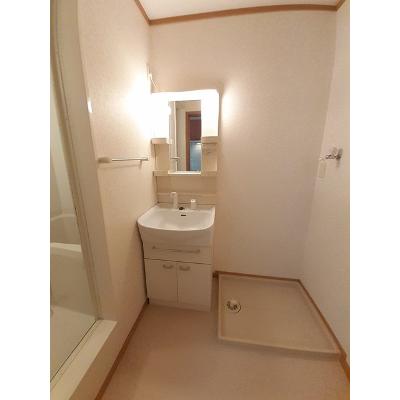リバーサイド安長 201【管理NO：1-013076501-02010】 ★家具家電は申し込み後に搬入します★ ★2026年11月上旬入居可能★の物件写真6