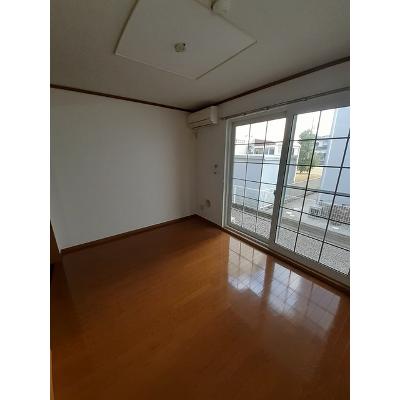 セレブレイトⅢ 103【管理NO：1-011792303-01030】 ★家具家電は申し込み後に搬入します★ ★2026年12月中旬入居可能★の物件写真2