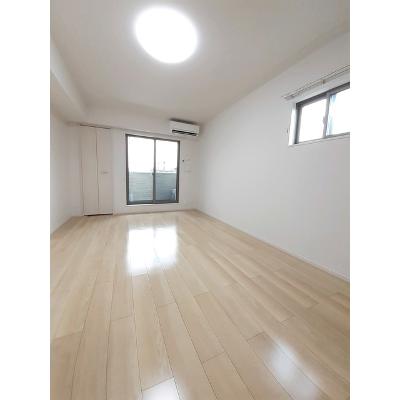 グランライト　Ⅱ 204【管理NO：1-025583502-02040】 ★家具家電は申し込み後に搬入します★ ★2026年10月中旬入居可能★の物件写真2