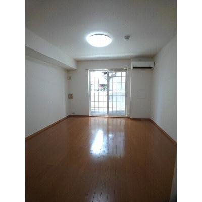 アストラル 103【管理NO：1-014051601-01030】 ★家具家電は申し込み後に搬入します★ ★2026年11月上旬入居可能★の物件写真2