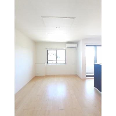 グリーングラスＢ 103【管理NO：1-023439201-01030】 ★家具家電は申し込み後に搬入します★ ★2026年10月中旬入居可能★の物件写真2