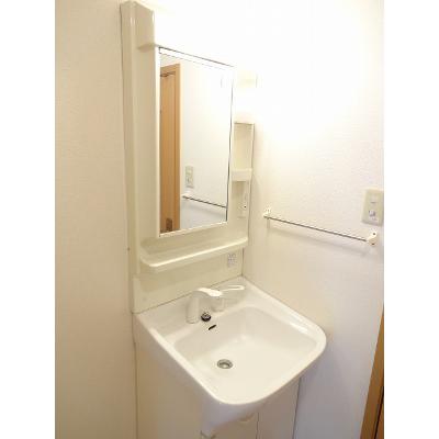 メゾン・ド・ラフィネ 204【管理NO：1-012300001-02040】 ★家具家電は申し込み後に搬入します★ ★2026年11月上旬入居可能★の物件写真6