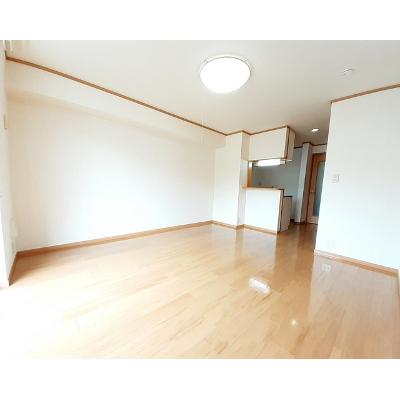 ジャン・アヴニールＢ 101【管理NO：1-012206102-01010】 ★家具家電は申し込み後に搬入します★ ★2026年11月上旬入居可能★の物件写真2