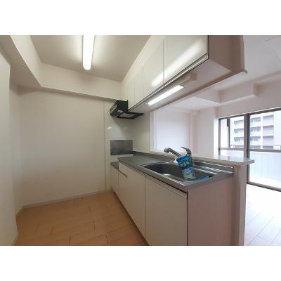 スカイシャトレ空港南 513【管理NO：1-016363901-05130】 ★家具家電は申し込み後に搬入します★ ★2026年10月下旬入居可能★の物件写真3