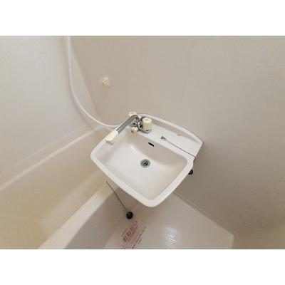 カンパ－ナＡ 201【管理NO：1-007642401-02010】 ★家具家電は申し込み後に搬入します★ ★2026年10月中旬入居可能★の物件写真6