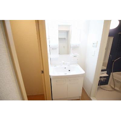 グラン・シャリオ 204【管理NO：1-020657001-02040】 ★家具家電は申し込み後に搬入します★ ★2026年10月中旬入居可能★の物件写真6