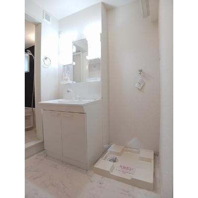 クローバー・Ⅲ 103【管理NO：1-022066601-01030】 ★家具家電は申し込み後に搬入します★の物件写真6